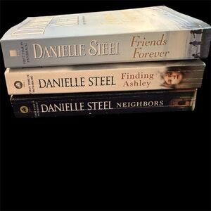 Danielle Steel Book Collection: Friends Forever, Finding Ashley, Neighbors